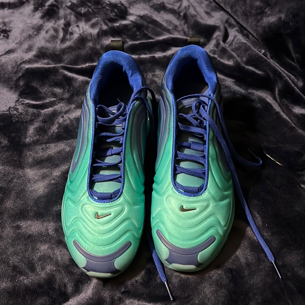 Nike air max 720